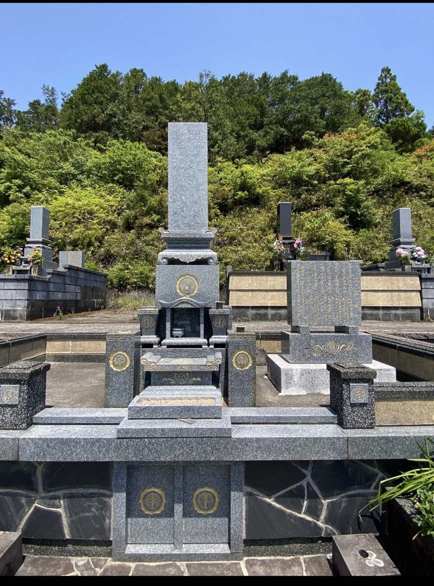 施工前のお墓（長崎県）